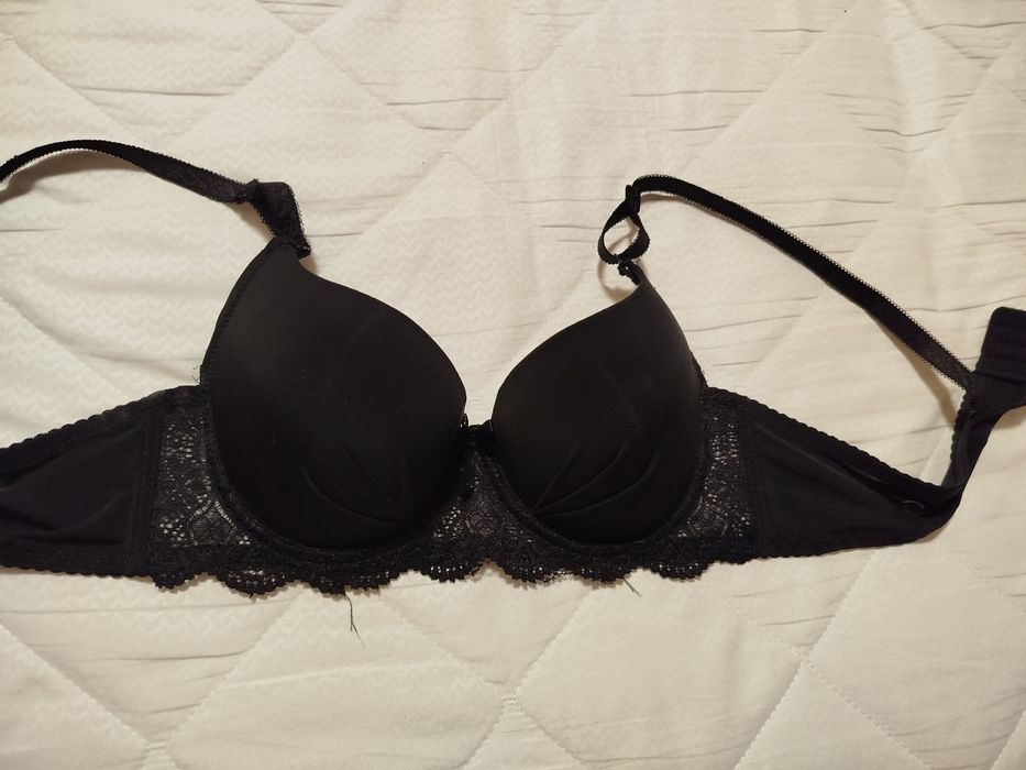 Бюстгалтер новий