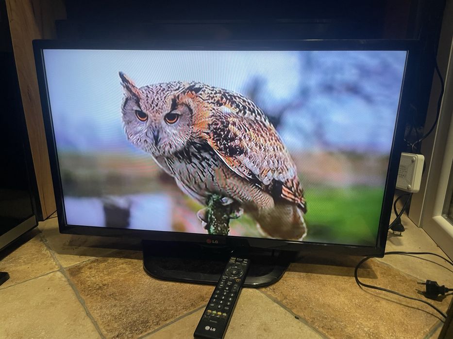 Телевізор lg 32 Full HD