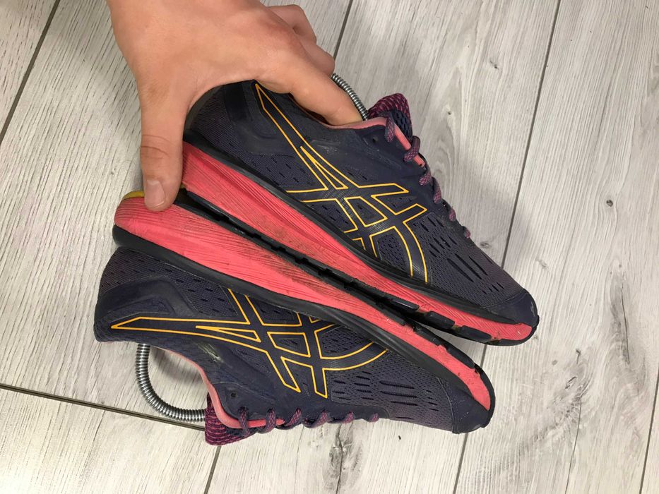 Buty trekkingowe ASICS Gel-Cumulus rozm. 39 gore-tex
