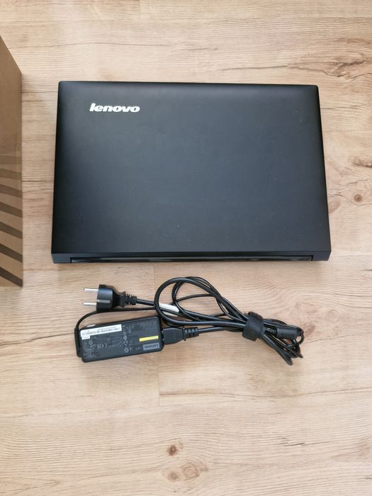 Lenovo B50-80 15,6" HD LED