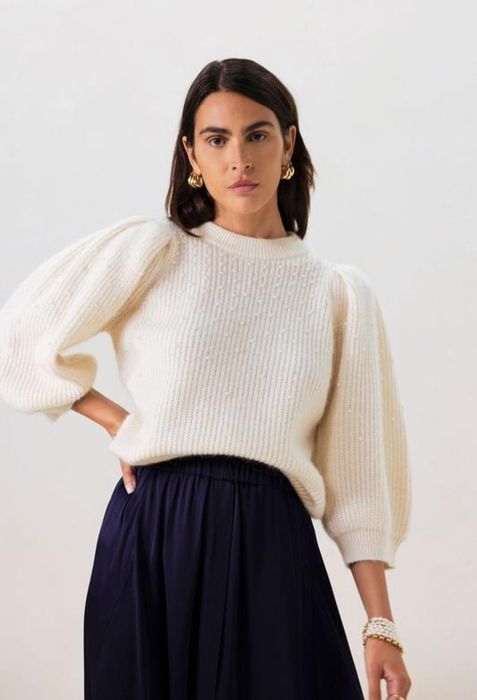 Светр з перлинками