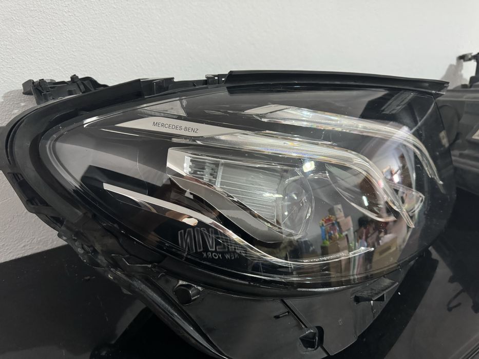 Farois de mercedes E220