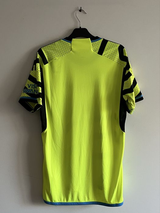 Adidas Arsenal 23/24 Kit