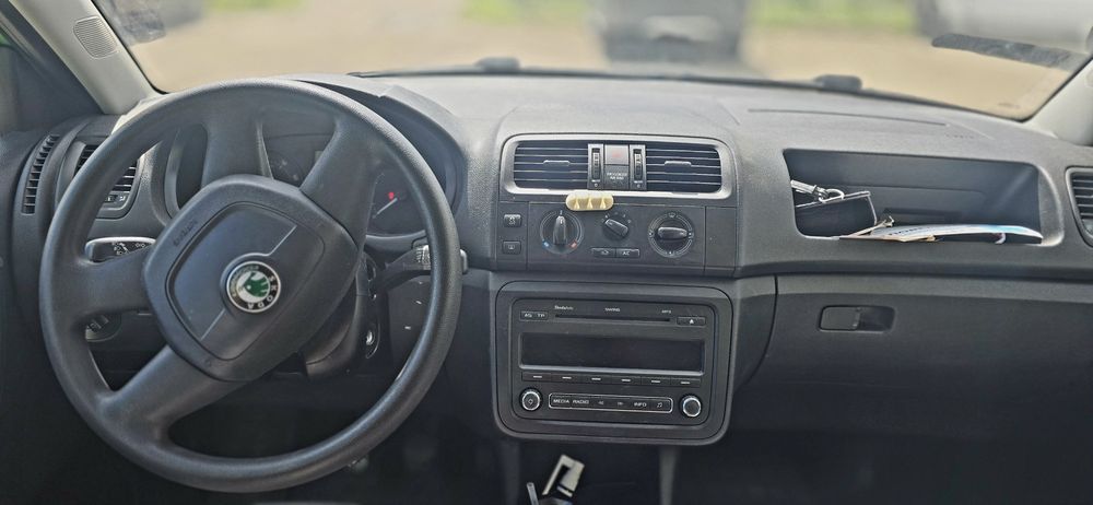 Skoda fabia 2 покоління