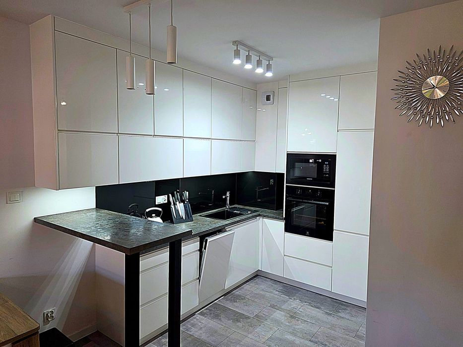 Na sprzedaż 2-pokojowe mieszkanie 43 m² | wysoki standard | gotowe do zamieszkania