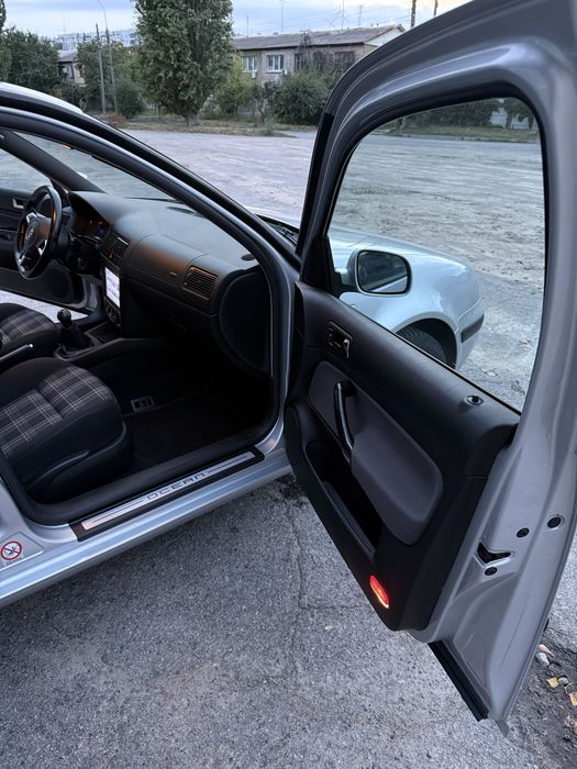 Продам Гольф 4 2003 року