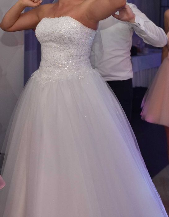 Suknia ślubna AGNES Fashion Group
