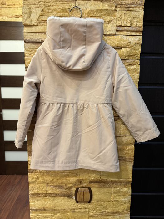 Куртка для дівчинки