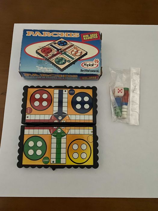 BRINQUEDOS MC DONALDS E OUTROS