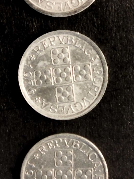 Moedas de 10 centavos alumínio