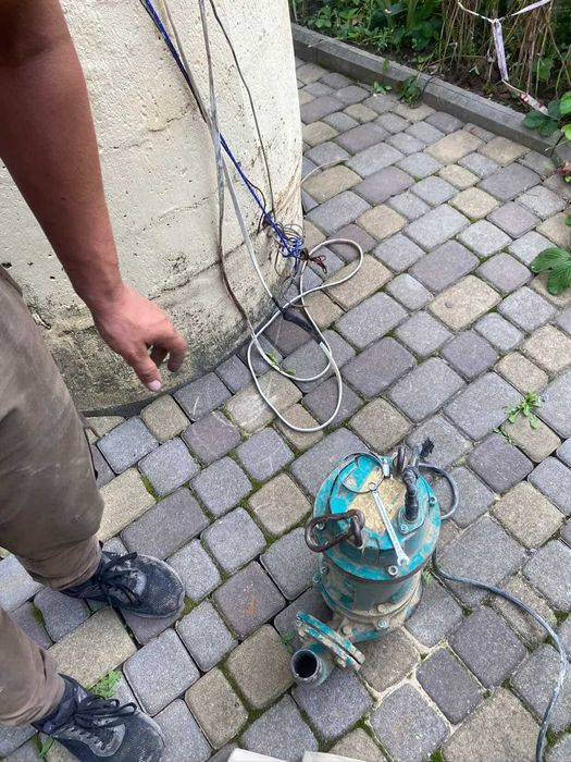 Копання криниць та чистка