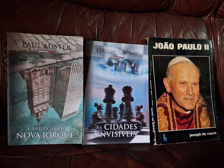 Livros vários  de autores contemporâneos