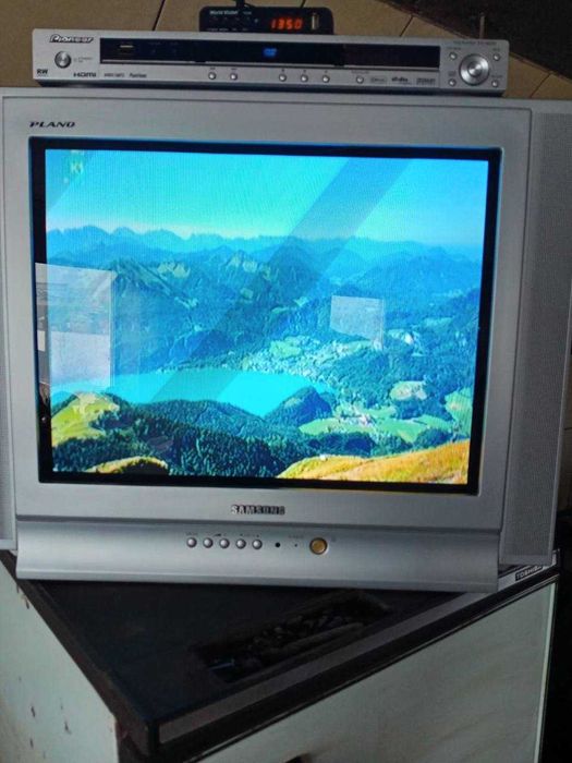 Телевізор Samsung CS-215KQ