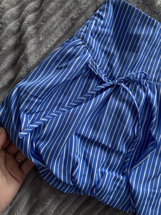 Юбка, спідниця.