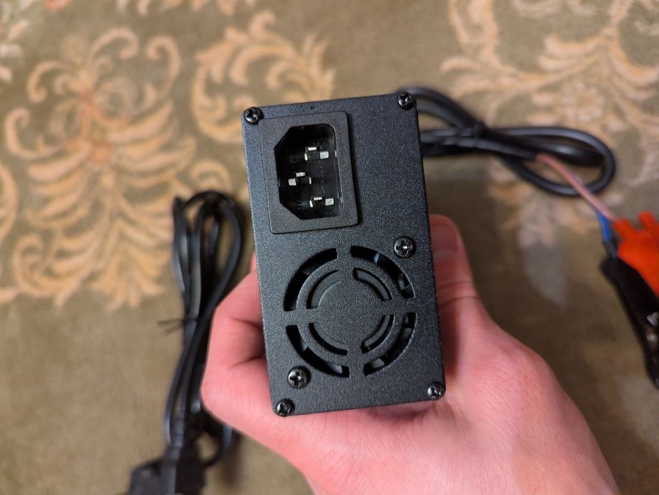 Зарядний пристрій 14.6V 20А для Lifepo4