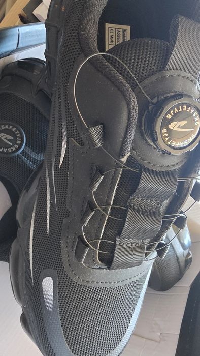 Sapatos de trabalho com biqueira aço