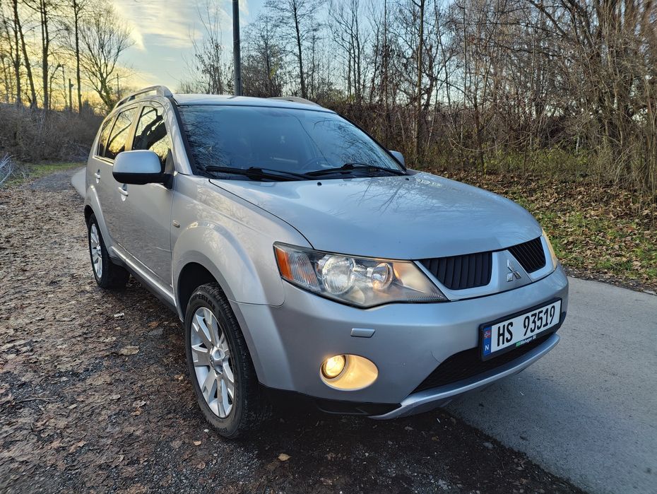 Mitsubishi Outlander XL 2.0D 4×4 7 місць 2007 рік для ЗСУ та