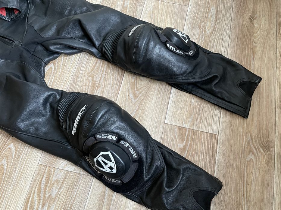 SCOTT. Класний шкіряний мотокостюм.! L розмір