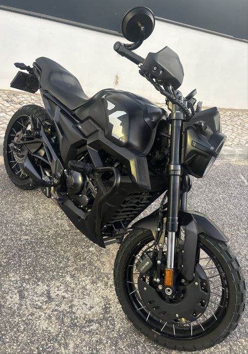 Vendo mota 125 2023