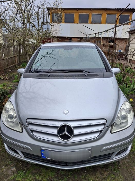 Mercedes-Benz 2006 Мерседес Бенз