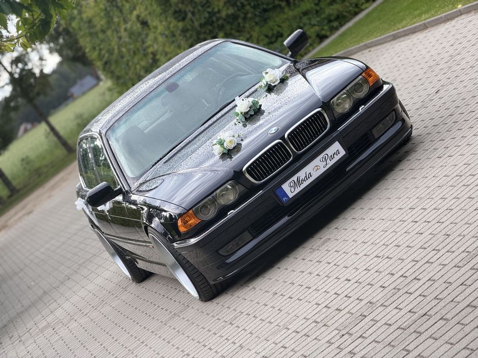 Wynajem auta z kierowcą do ślubu – BMW 750iL E38 (1999)