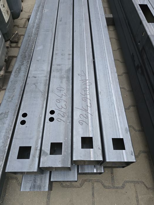 Ciecie laser profili kątowników ceowników  3d glowica