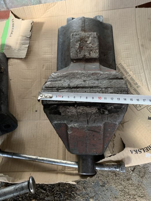 Imadło imadła duże mocne warsztatowe stołowe rózne wielkosci 160 35 kg