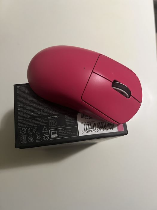 Logitech g pro x superlight magenta
