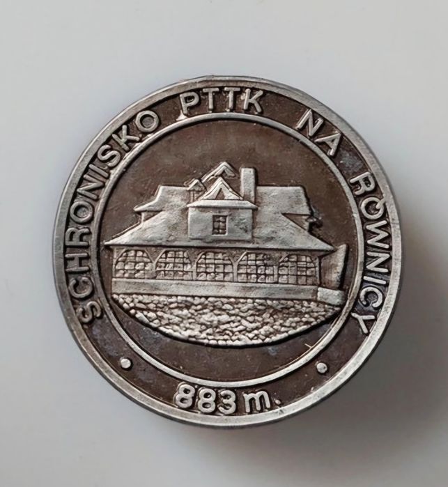 Odznaka PTTK. Schronisko na Równicy.