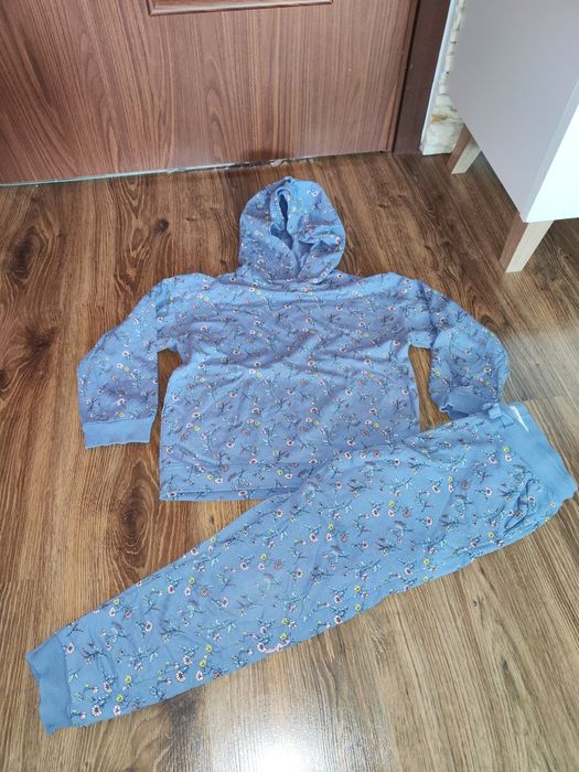 Komplet Dres bluza i spodnie niebieski w kwiatki