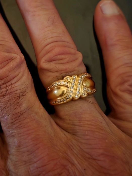 Anel Ouro 19,2k com 40 Diamantes