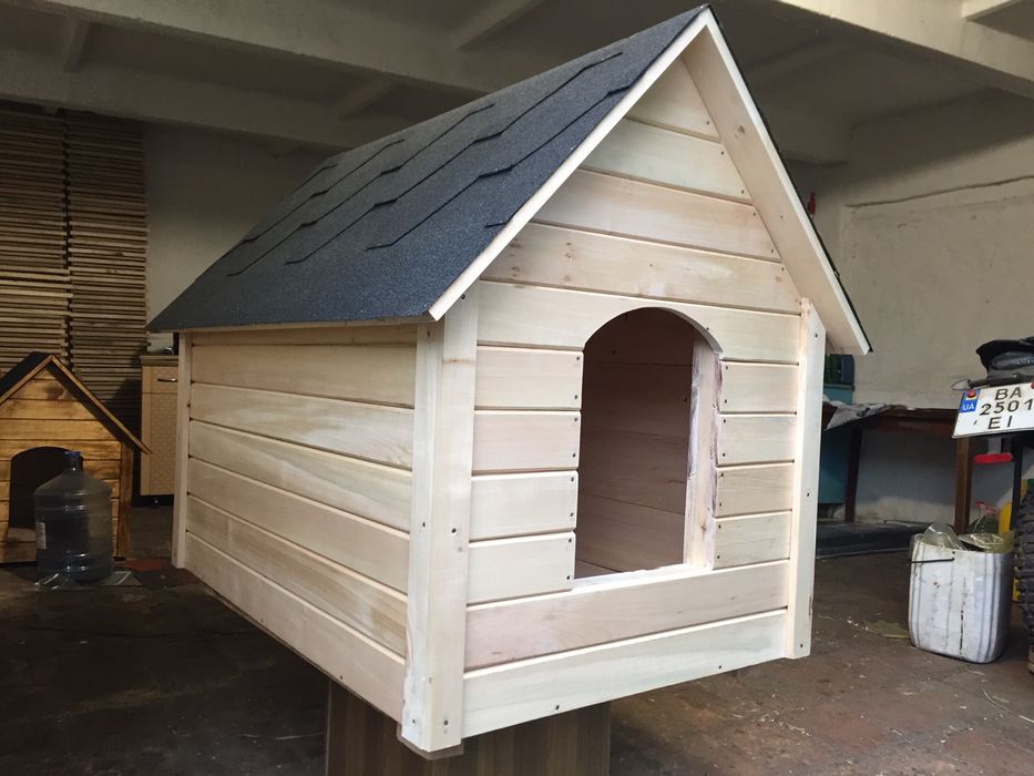Будки для собак.утеплені та прості