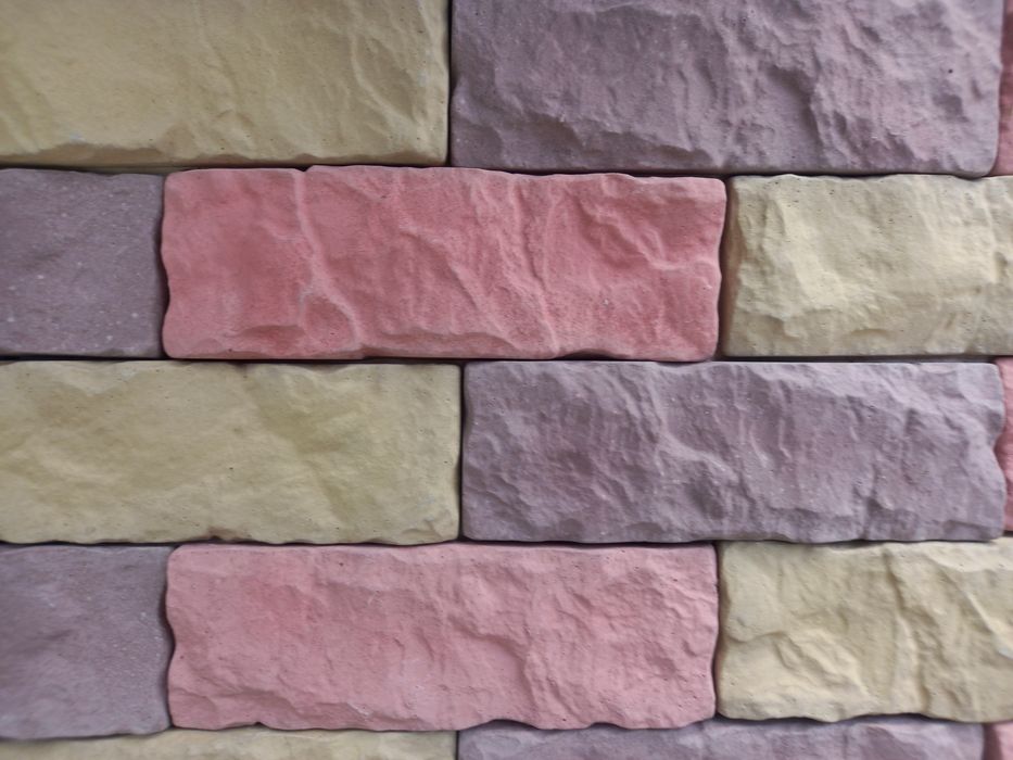 Продам плитку "Рваний камінь"