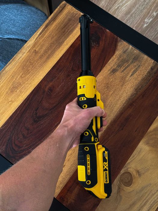 Klucz Udarowy Grzechotka pod baterie DEWALT XR Długie Wrzeciono