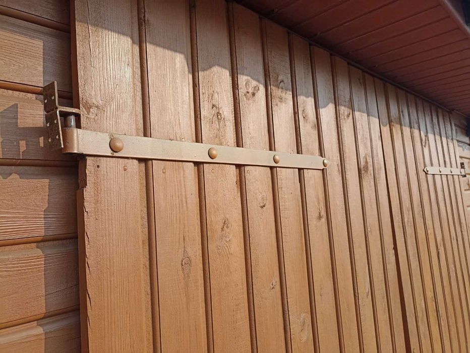 Brama garażowa malowana