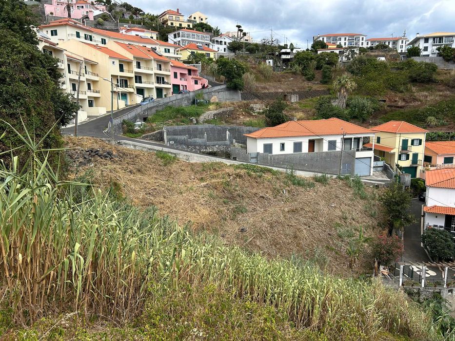 Terreno à venda na Rua da Quinta, Caniço, Ilha da Madeira