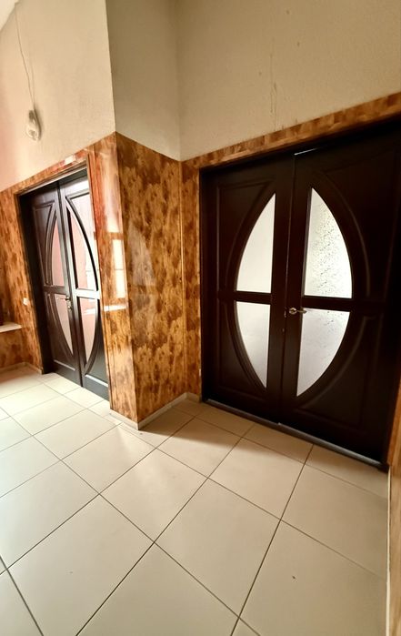Оренда 250м2 комерція  м. Обухів