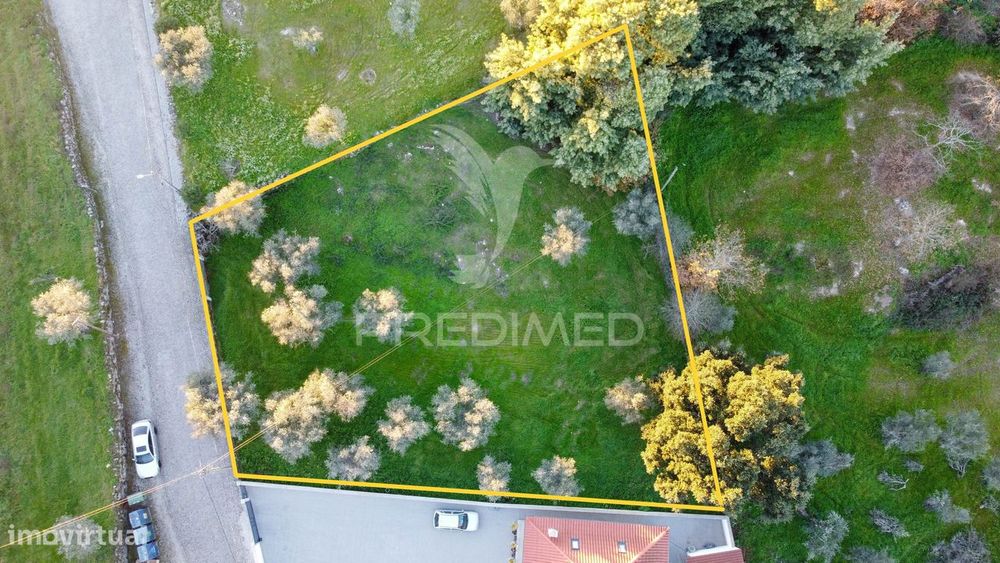Terreno com Viabilidade Construtiva,  na Ratoeira Celorico da Beira