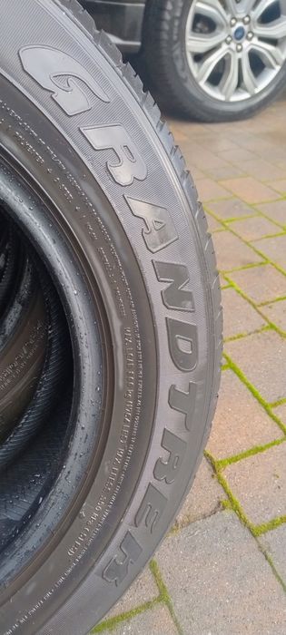 Opony wielosezonowe  Dunlop