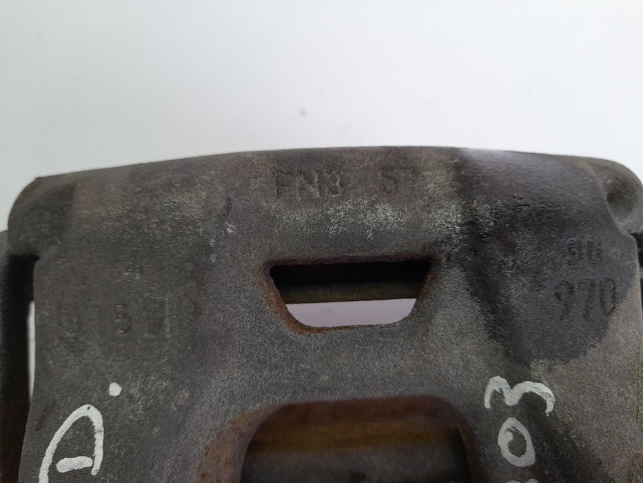 Pinça travão / maxila de travão frente direita ALFA ROMEO Giulietta (9