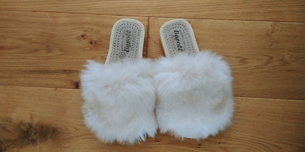 Kapcie, klapki damskie futrzane, futerko, góralskie r. 37