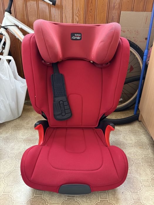 Автокресло Britax-Romer Kidfix XP Black Series Flame Red, автокрісло