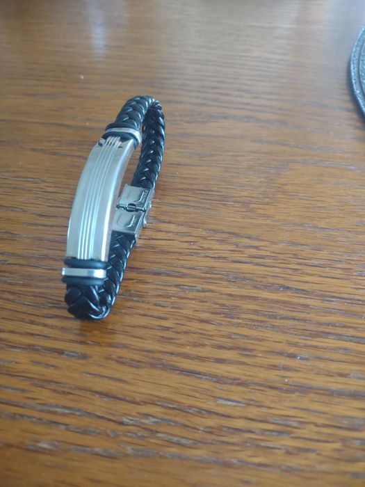 Bransoletka ze skóry naturalnej i sali szlachetnej