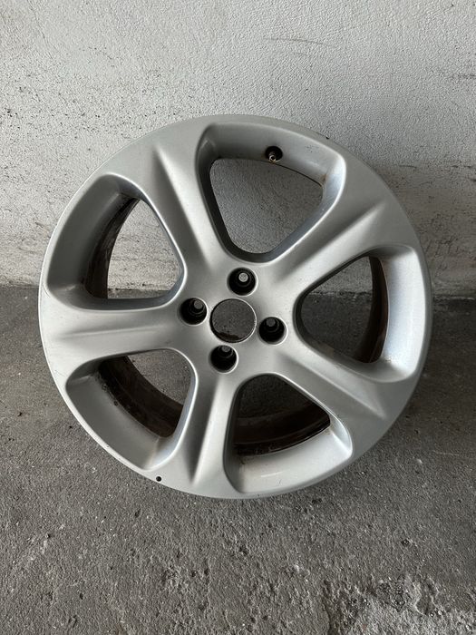 Jantes 18  Peugeot 2008   furacao 4x108
