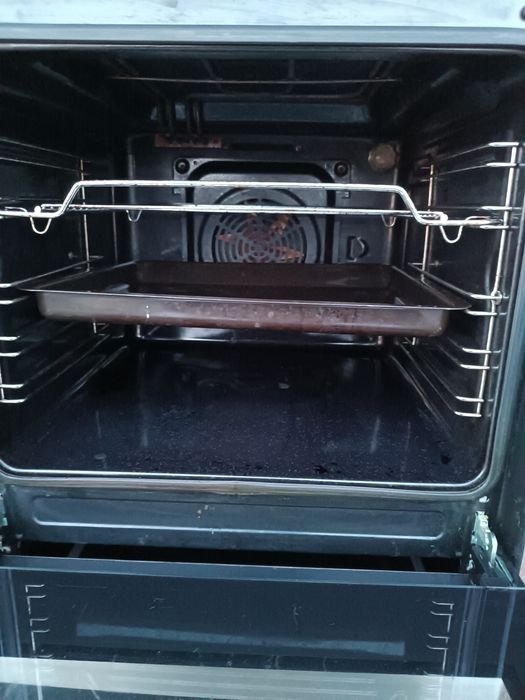 Електроплита Privileg