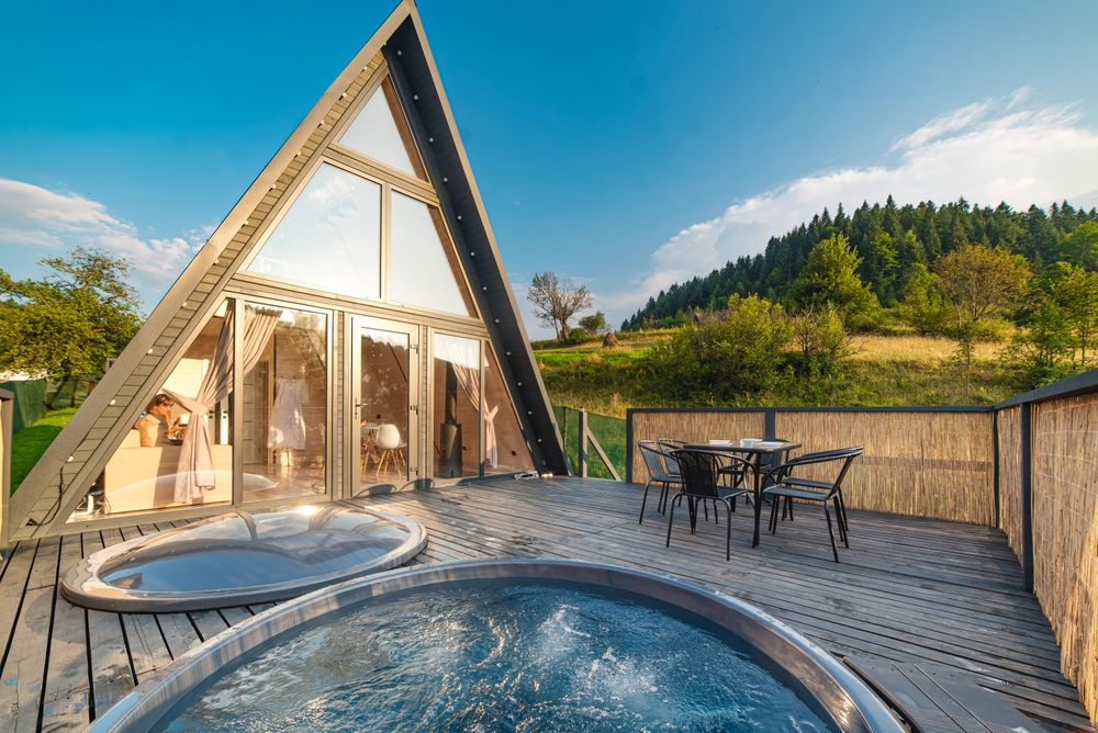 Оренда котеджу в Карпатах з чаном - джакузі