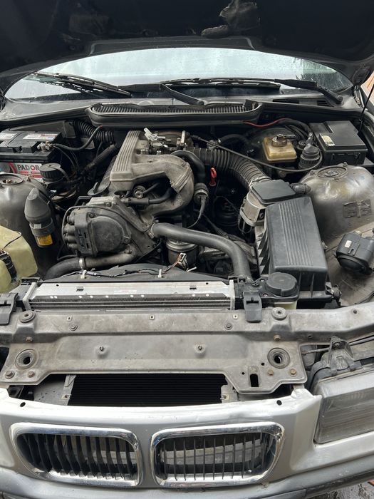 Vendo BMW 318i M40B18 1991