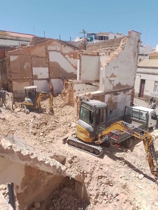 Demolição e recolha