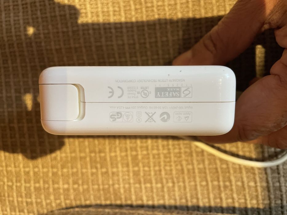 Carregador Apple macbook pro 1.8 metros