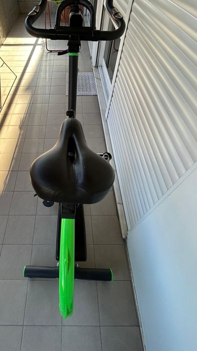 Spinning Bike447072250333112325